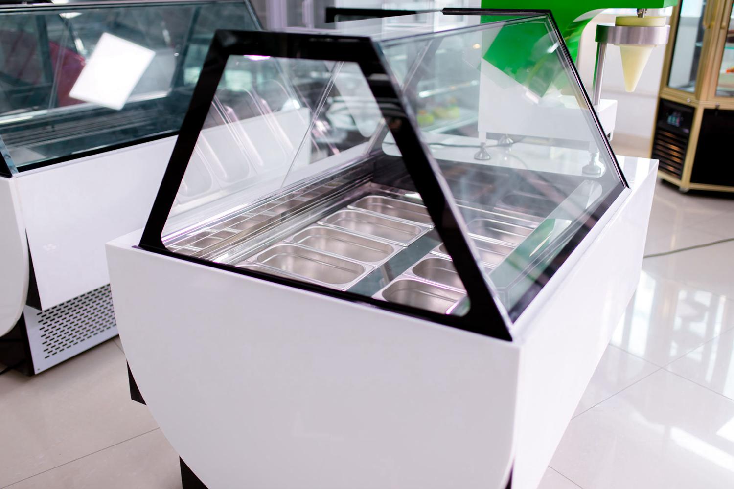Fruit and Gelato Ice Cream Display Case for Frozen Yogurt Blender Machine_2