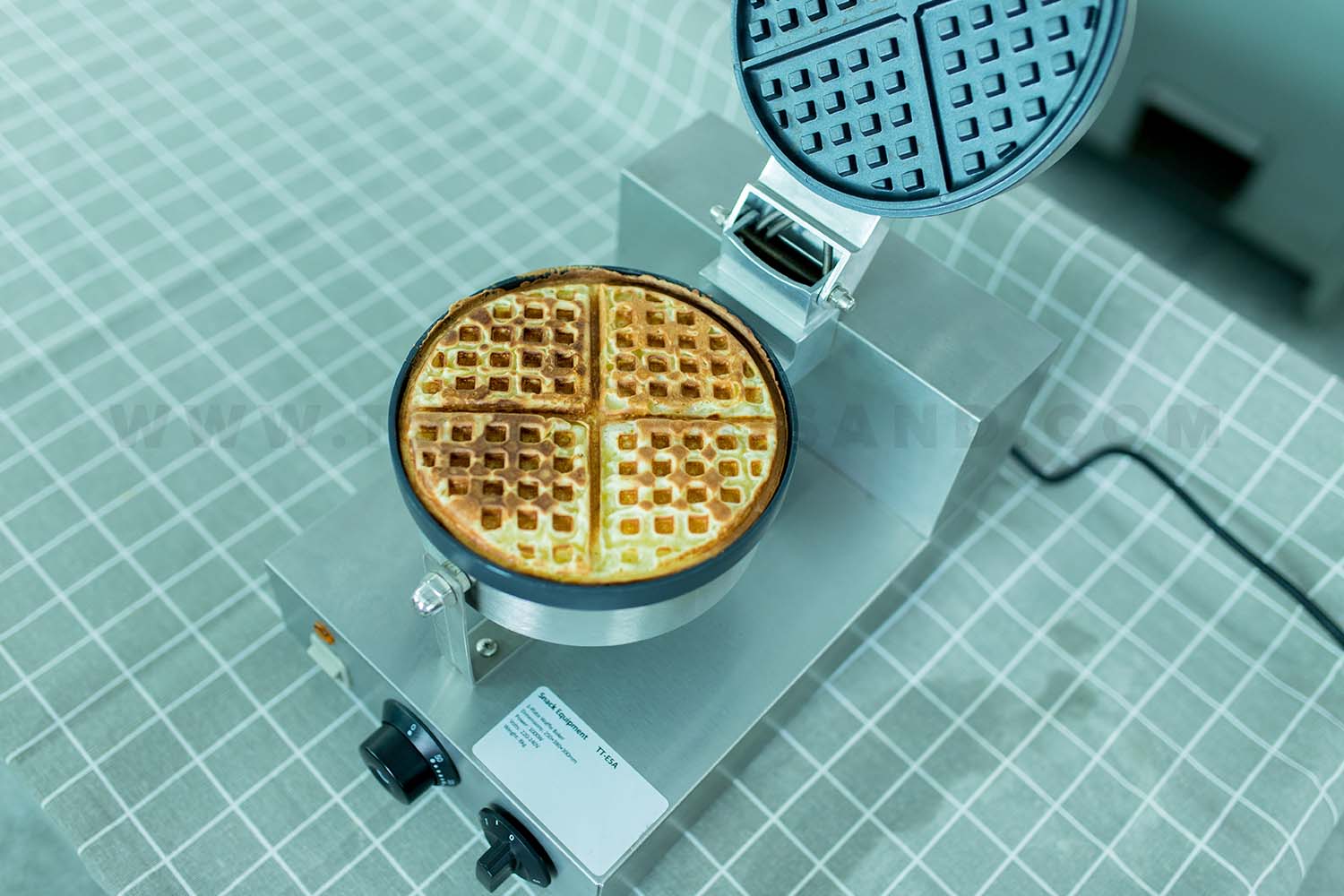 Commercial Waffle Maker TT-E5A